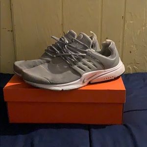 Nike Prestos